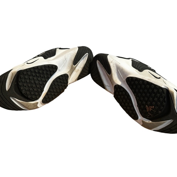 Nike Womens Zoom 2k 2m Air White Black - Size 8